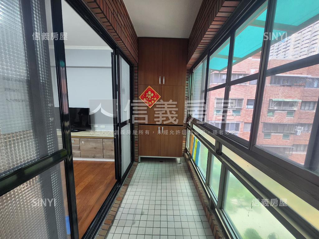 國泰森寓｜稀有平車採光宅房屋室內格局與周邊環境