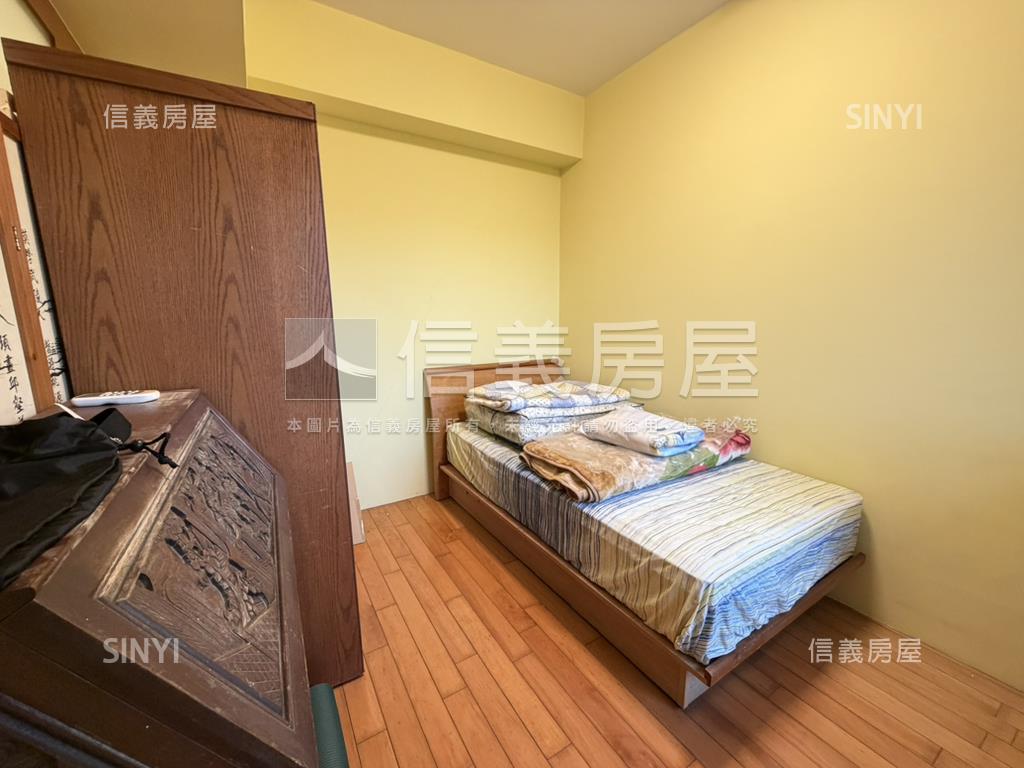 台北水都視野河景三房房屋室內格局與周邊環境
