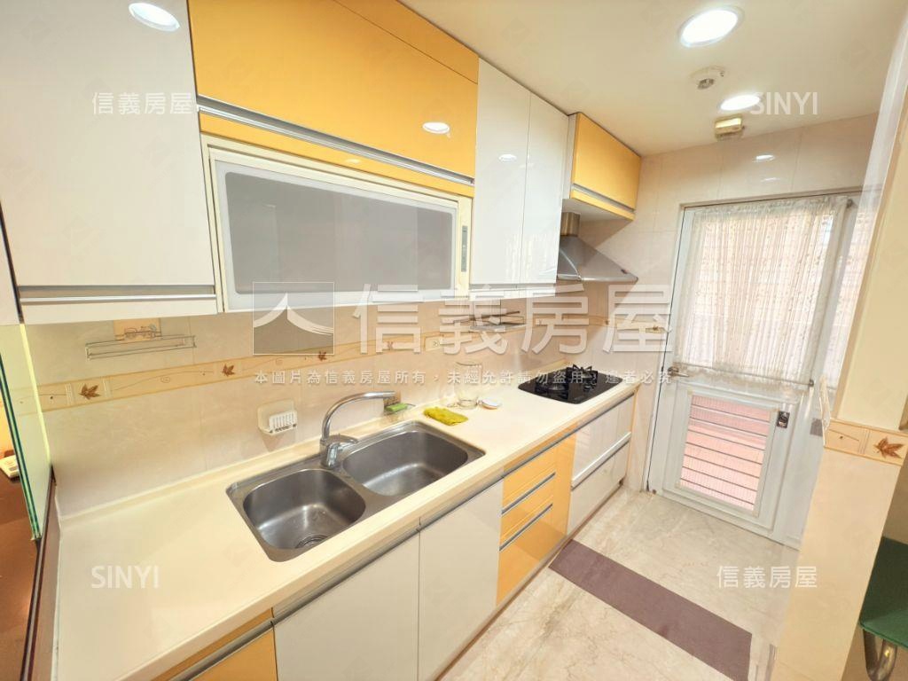 勇建藝術館質感高樓平車房屋室內格局與周邊環境