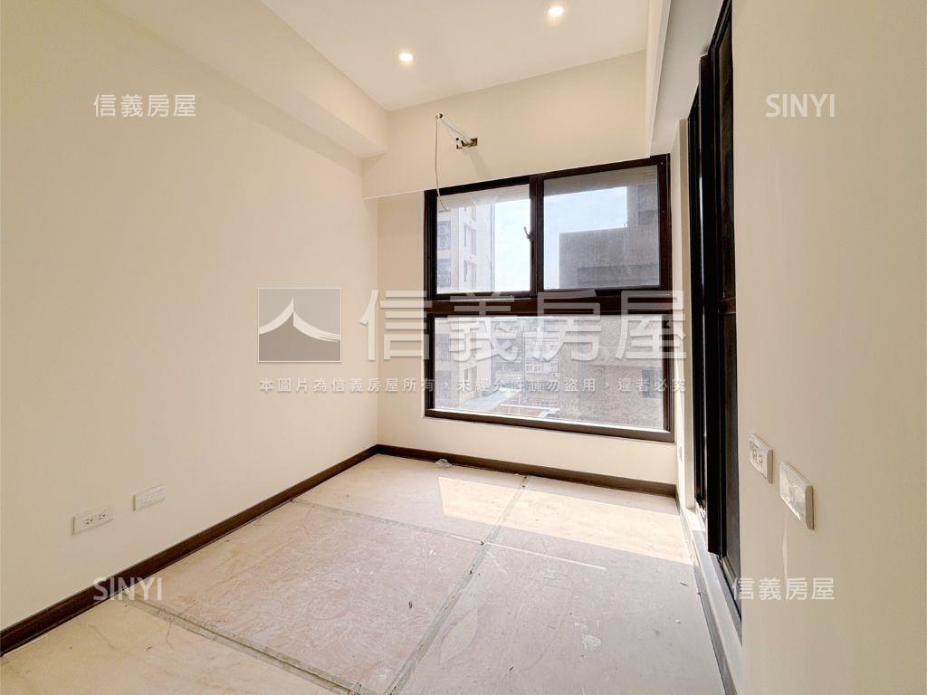 快樂王國Ⅱ理享城三房車位房屋室內格局與周邊環境