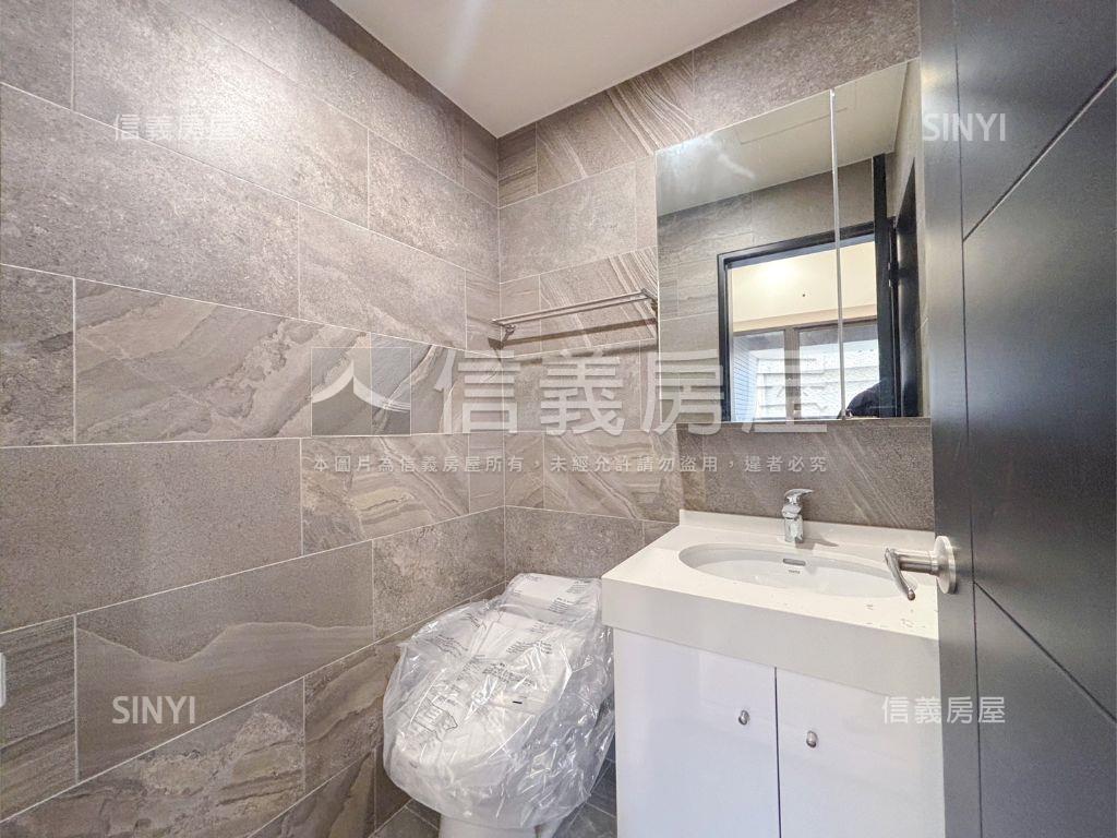 快樂王國Ⅱ理享城三房車位房屋室內格局與周邊環境