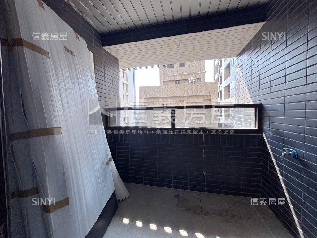 快樂王國Ⅱ理享城三房車位房屋室內格局與周邊環境