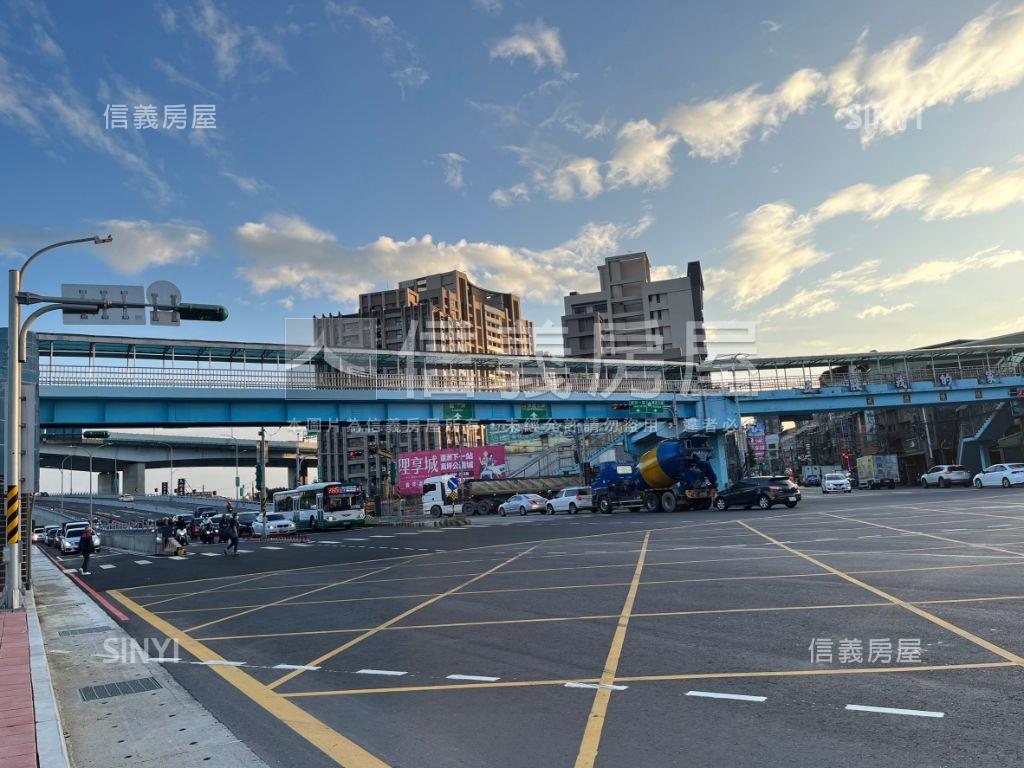 快樂王國Ⅱ理享城三房車位房屋室內格局與周邊環境