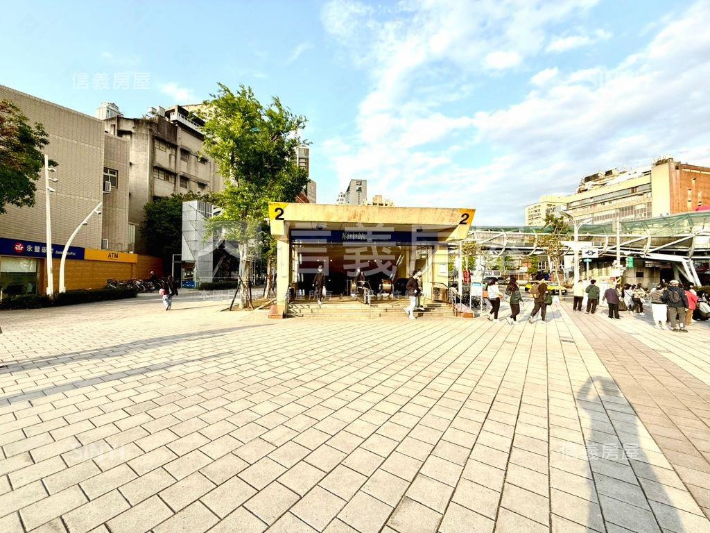 板橋車站★精美３房★房屋室內格局與周邊環境