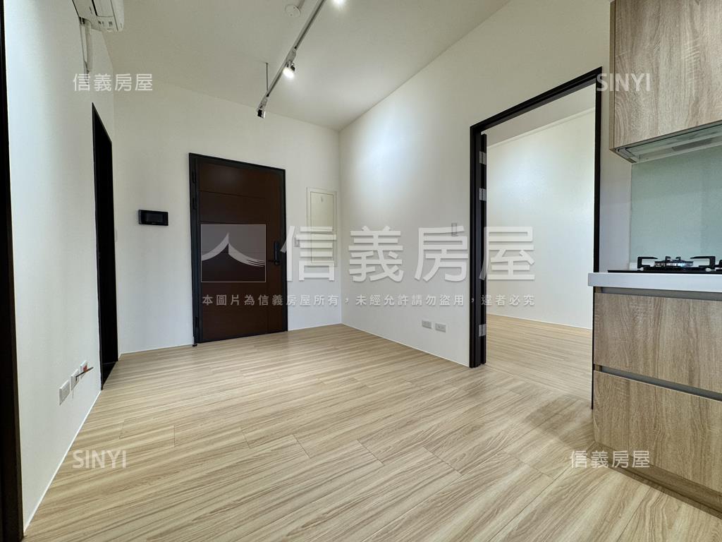 仰真、景觀兩房車位房屋室內格局與周邊環境