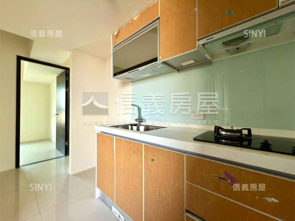 新竹綠光森林精品美３房房屋室內格局與周邊環境