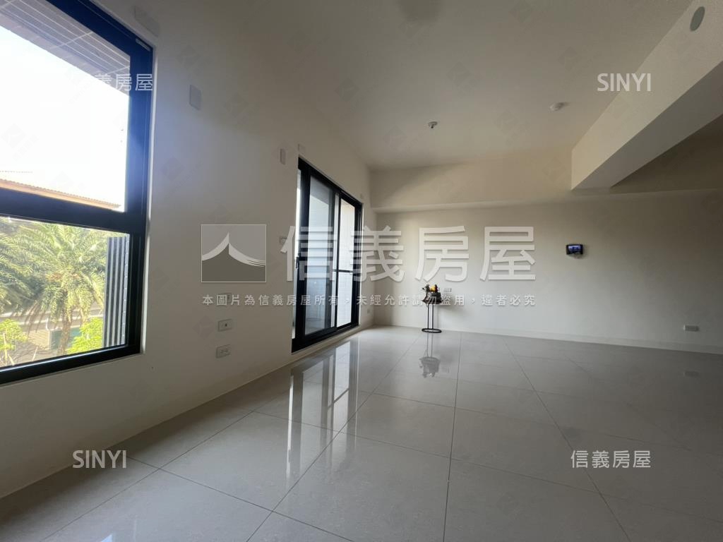 華友聯ＣＡＳＡ全新未住房屋室內格局與周邊環境