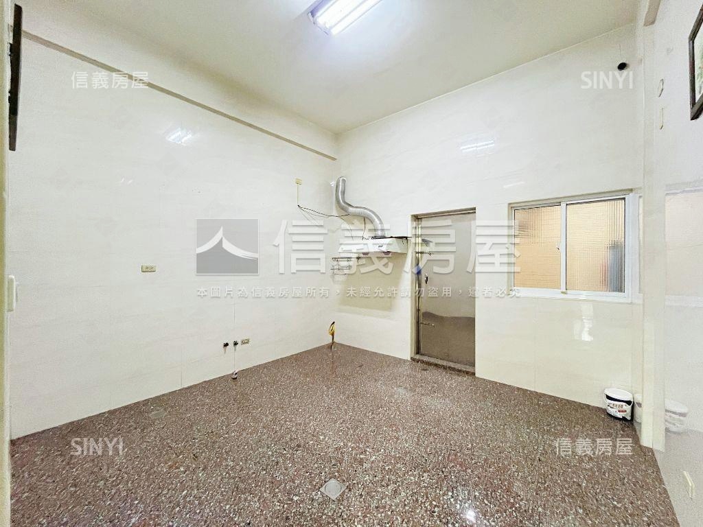 宏光臻藏透天房屋室內格局與周邊環境