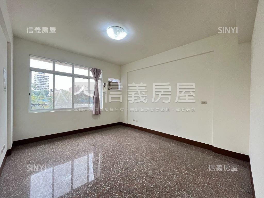 宏光臻藏透天房屋室內格局與周邊環境