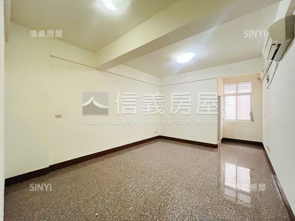 宏光臻藏透天房屋室內格局與周邊環境