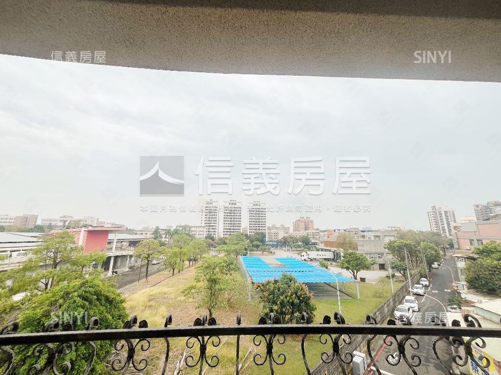 宏光臻藏透天房屋室內格局與周邊環境