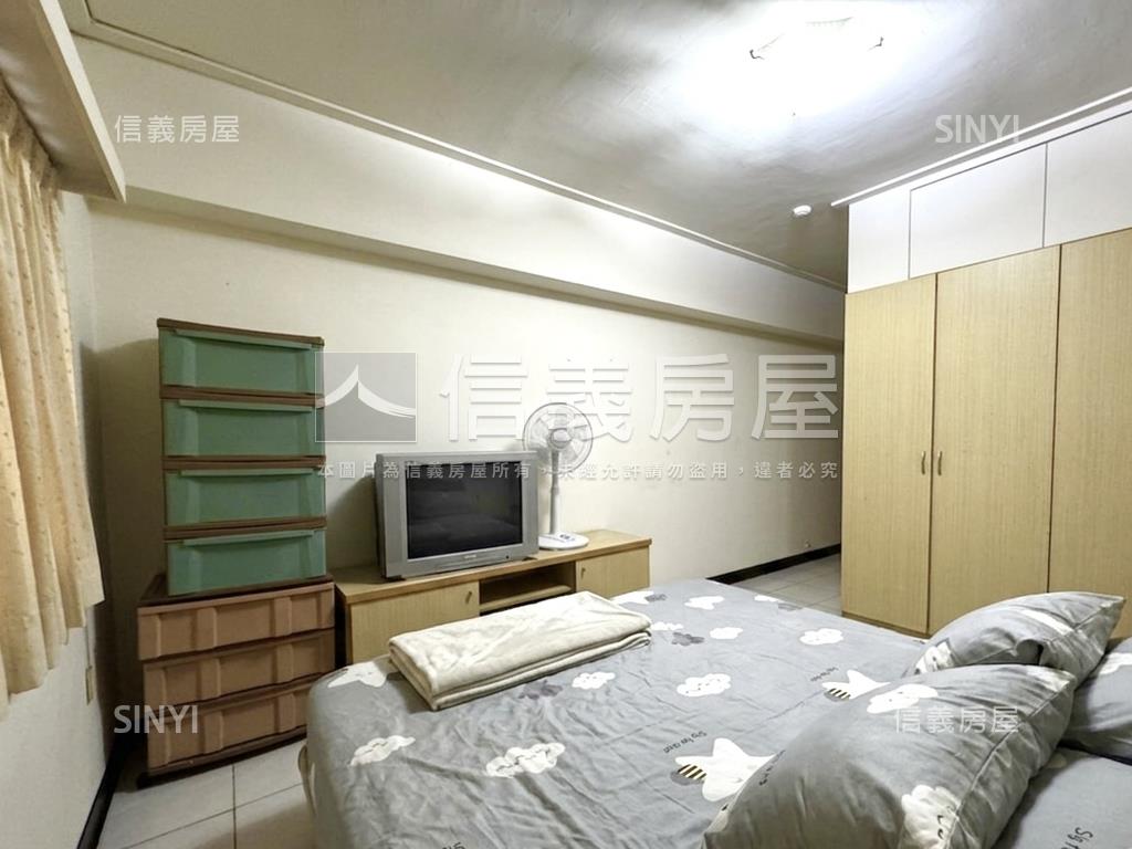 有誠意出售３房車位房屋室內格局與周邊環境