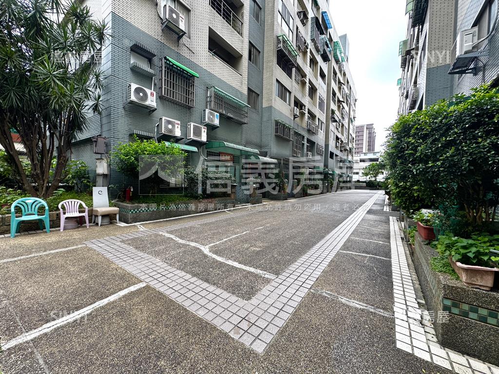 有誠意出售３房車位房屋室內格局與周邊環境