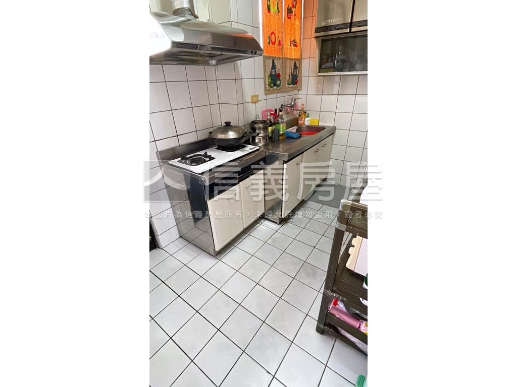 民權成功精華路段方正三房房屋室內格局與周邊環境