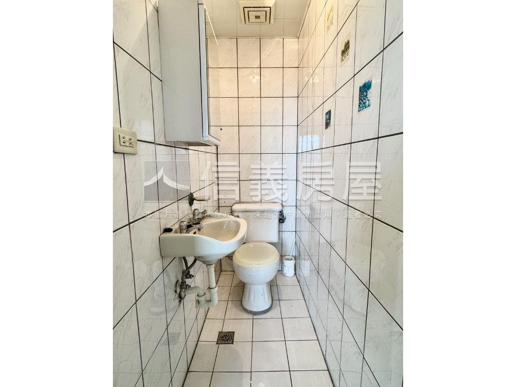 世紀名園舒適三房房屋室內格局與周邊環境