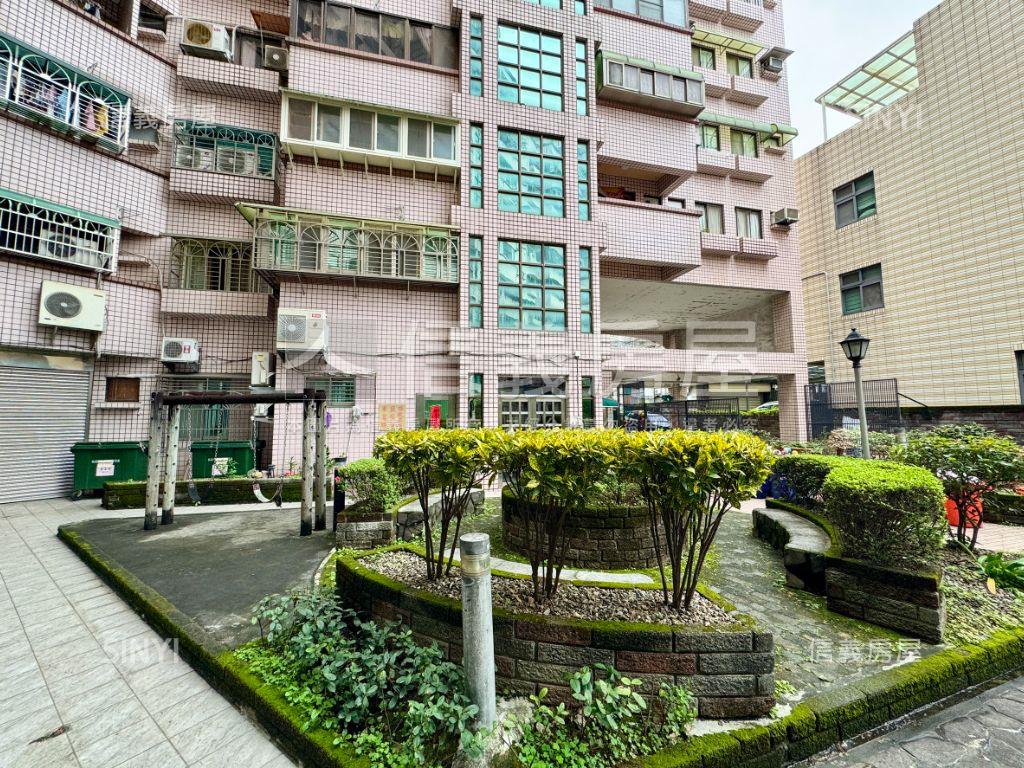 世紀名園舒適三房房屋室內格局與周邊環境