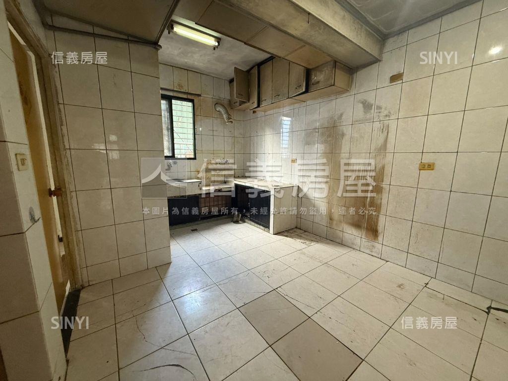 小資精選★近捷運公寓房屋室內格局與周邊環境