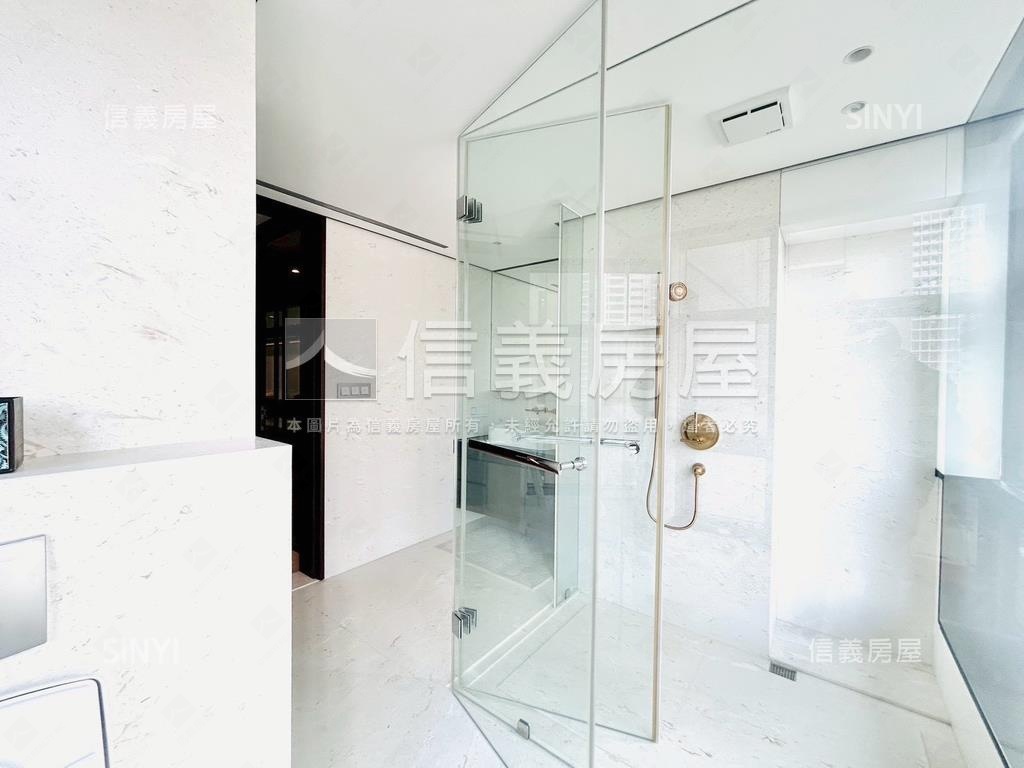 寶輝一品美妝合併戶六車位房屋室內格局與周邊環境