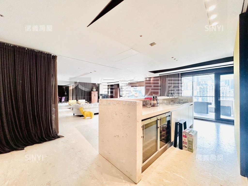 寶輝一品美妝合併戶六車位房屋室內格局與周邊環境