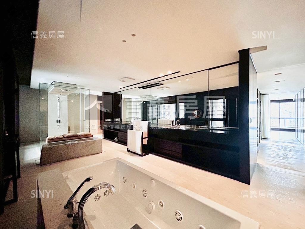 寶輝一品美妝合併戶六車位房屋室內格局與周邊環境