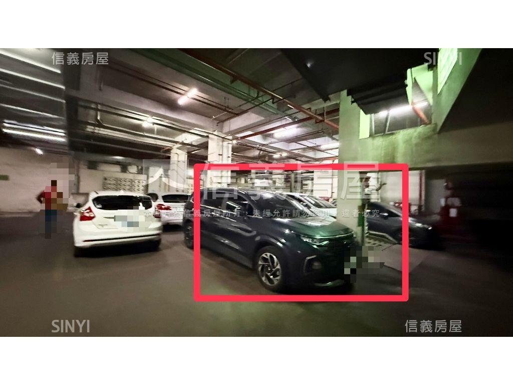 稀有逢甲四房平車大空間房屋室內格局與周邊環境