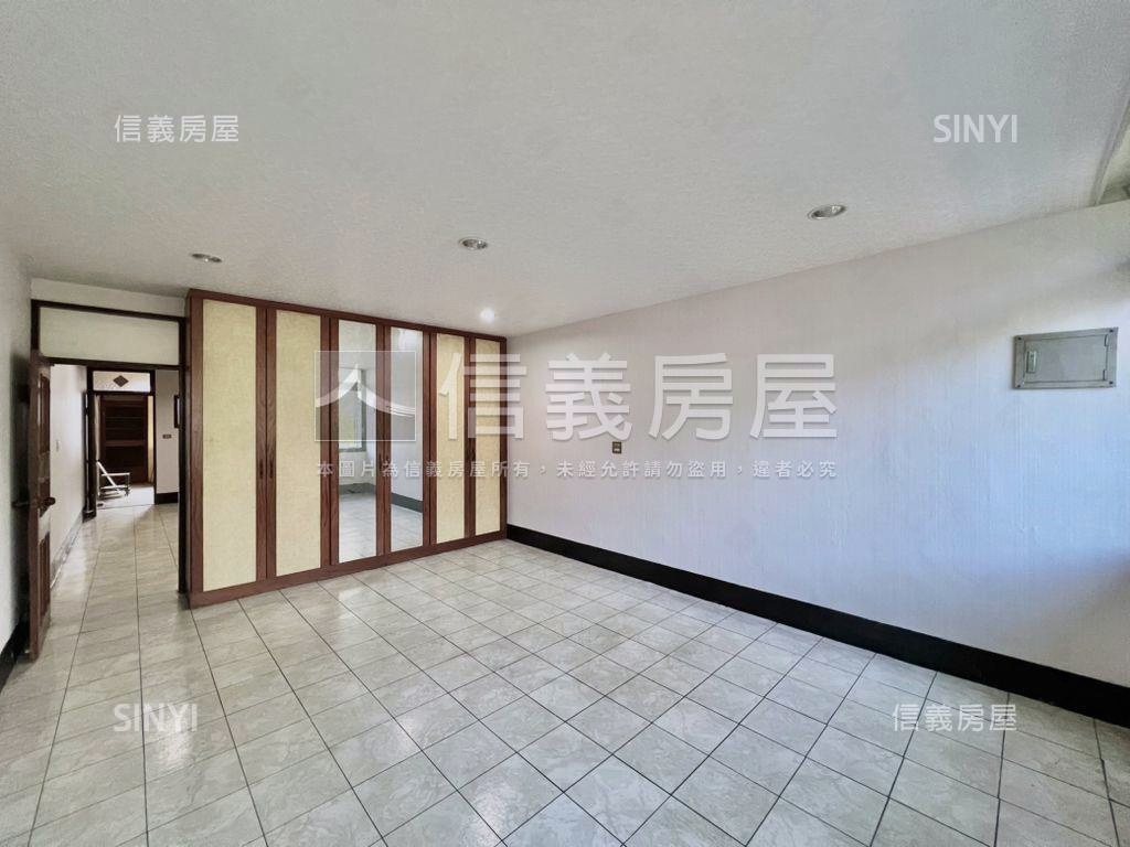 正中清路商業區透天店面房屋室內格局與周邊環境