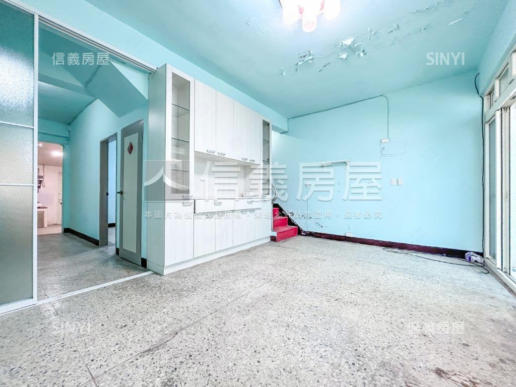 嘉豐社區．市區平地透天厝房屋室內格局與周邊環境