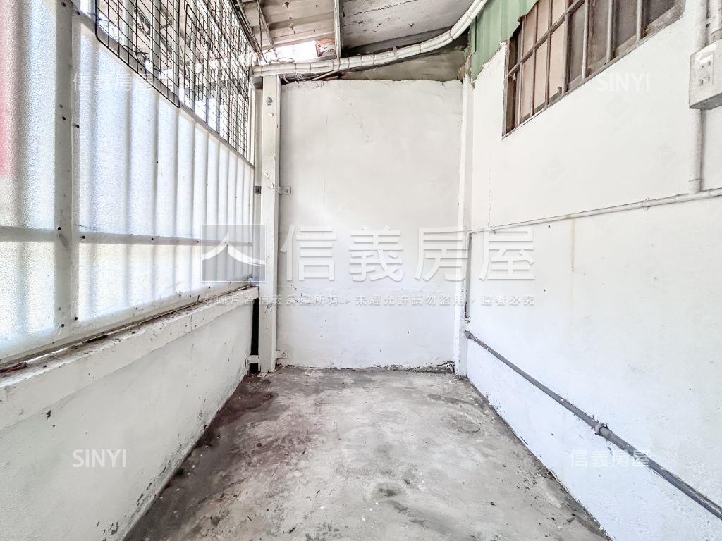 嘉豐社區．市區平地透天厝房屋室內格局與周邊環境