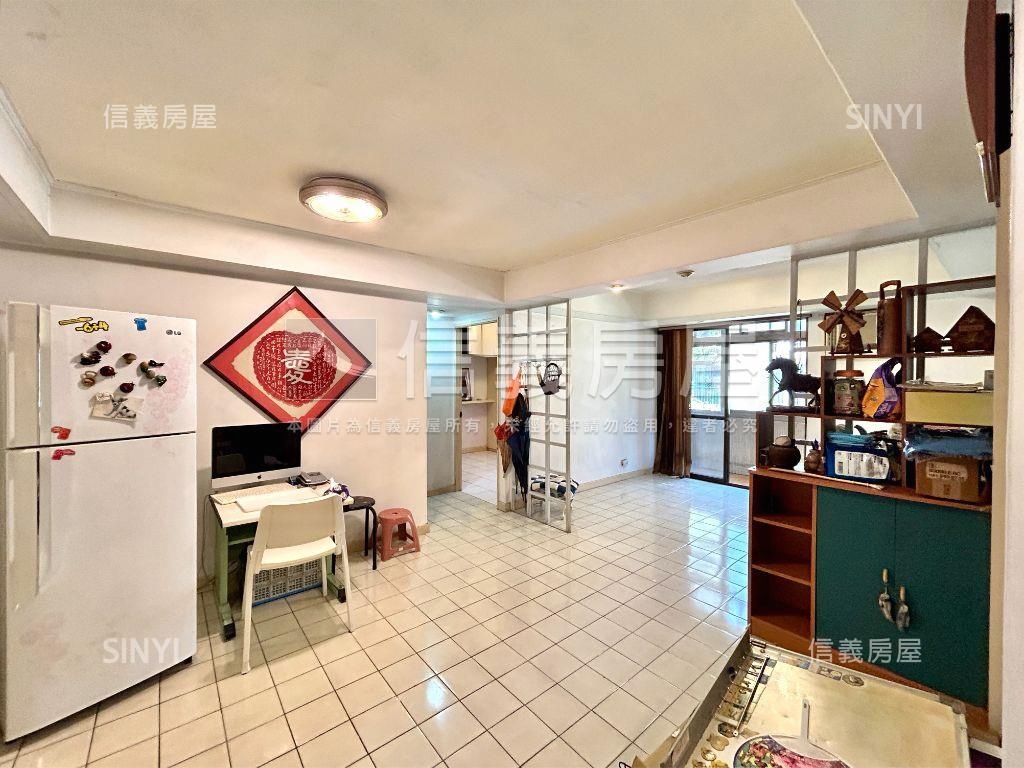 忠孝復興華廈３房面８米巷房屋室內格局與周邊環境