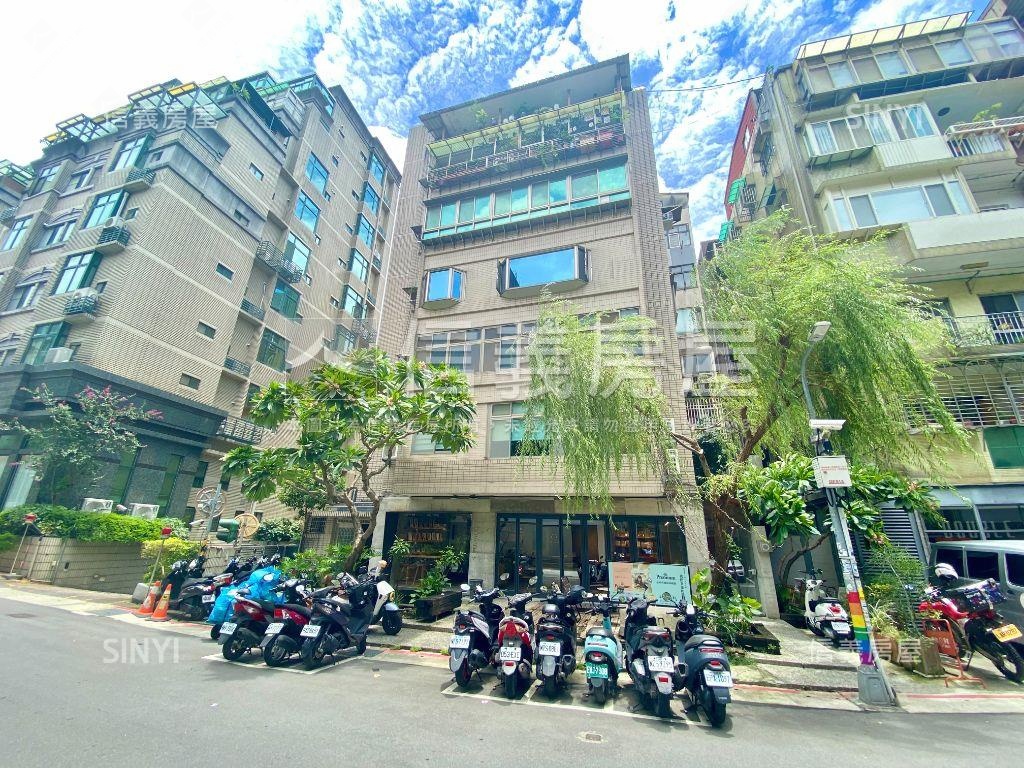 忠孝復興華廈３房面８米巷房屋室內格局與周邊環境