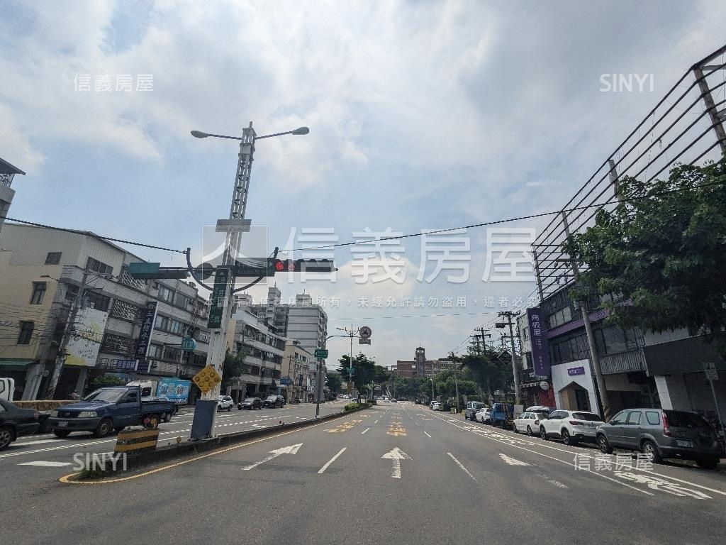 沅林築青超視野美屋房屋室內格局與周邊環境