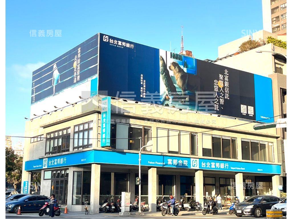 強！精誠路大面寬角店房屋室內格局與周邊環境