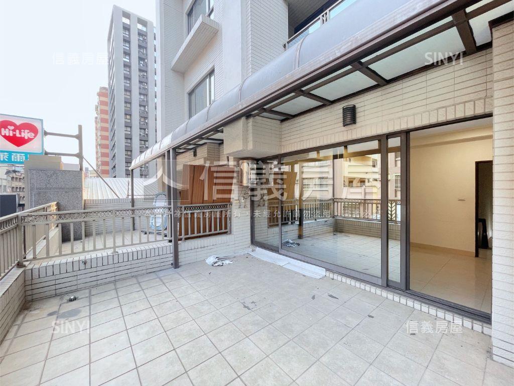 超商旁面寬４米６霸氣店面房屋室內格局與周邊環境