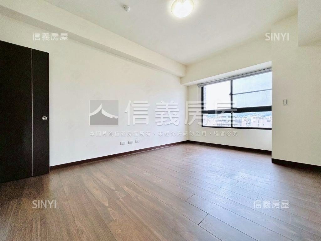 專任♡晴綻花園四房平車房屋室內格局與周邊環境