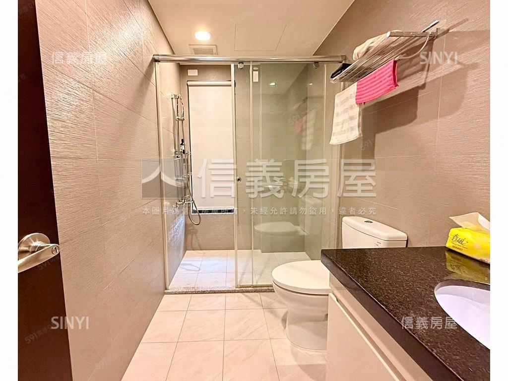 大面寬角間百坪電梯店墅房屋室內格局與周邊環境