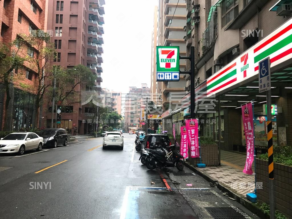 濱湖特區Ａ·光韻三房電梯房屋室內格局與周邊環境