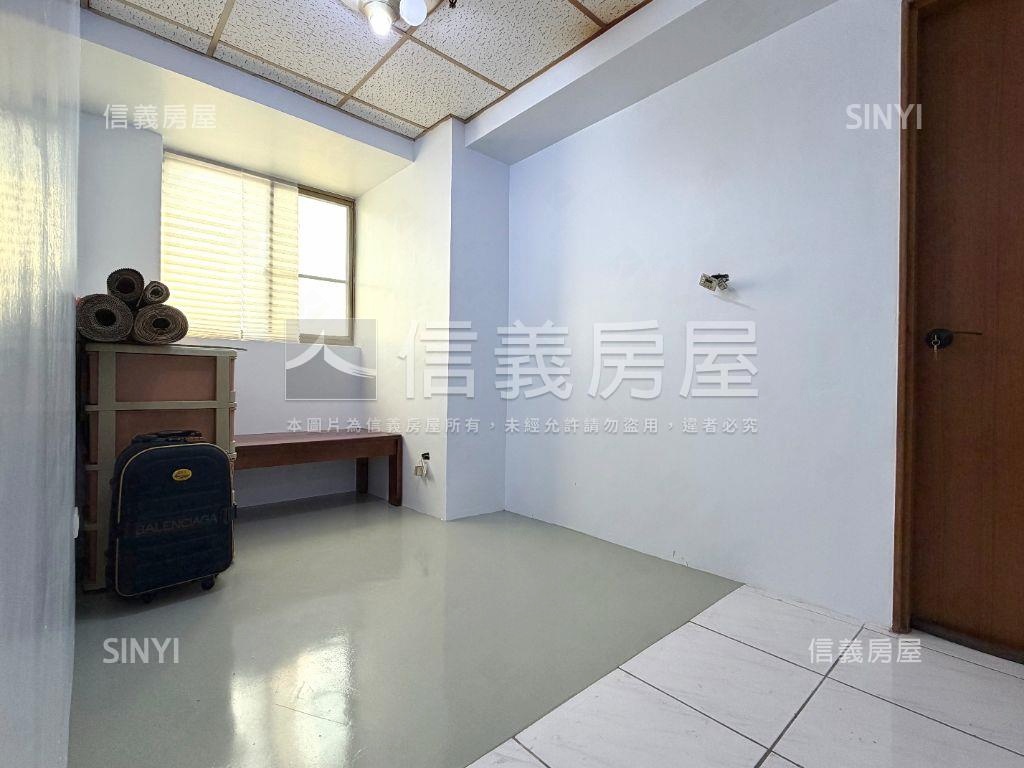 永大夜市旁低總價兩房房屋室內格局與周邊環境