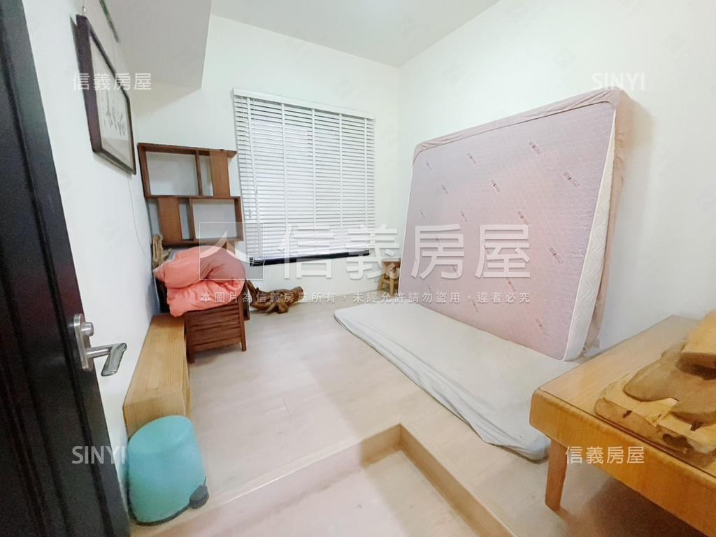 新案～龍舜東方三房雙平車房屋室內格局與周邊環境