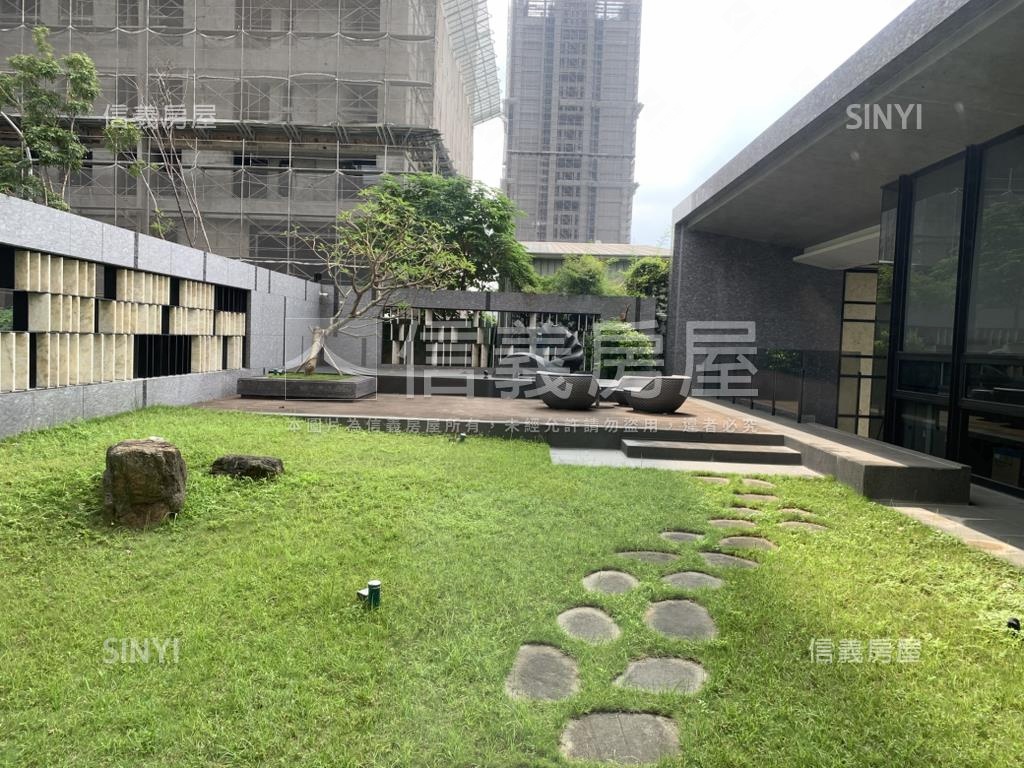 新案～龍舜東方三房雙平車房屋室內格局與周邊環境