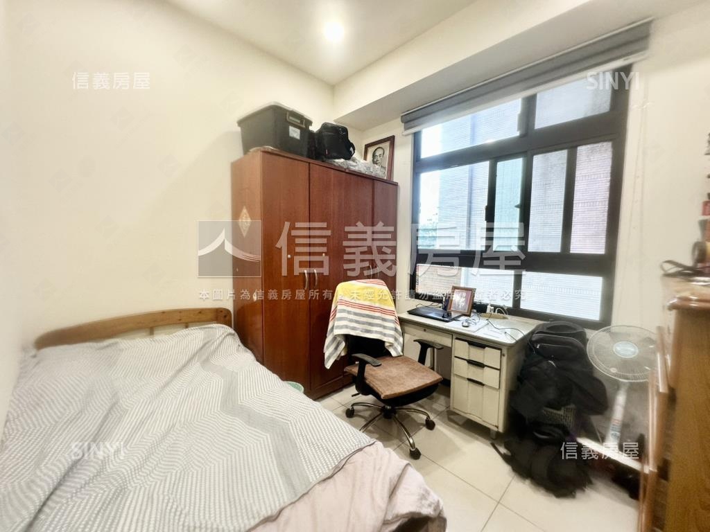 雲品三房平車這間好香房屋室內格局與周邊環境