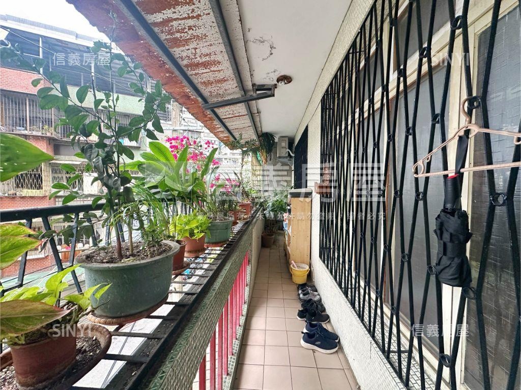 育才國小方正格局三樓房屋室內格局與周邊環境