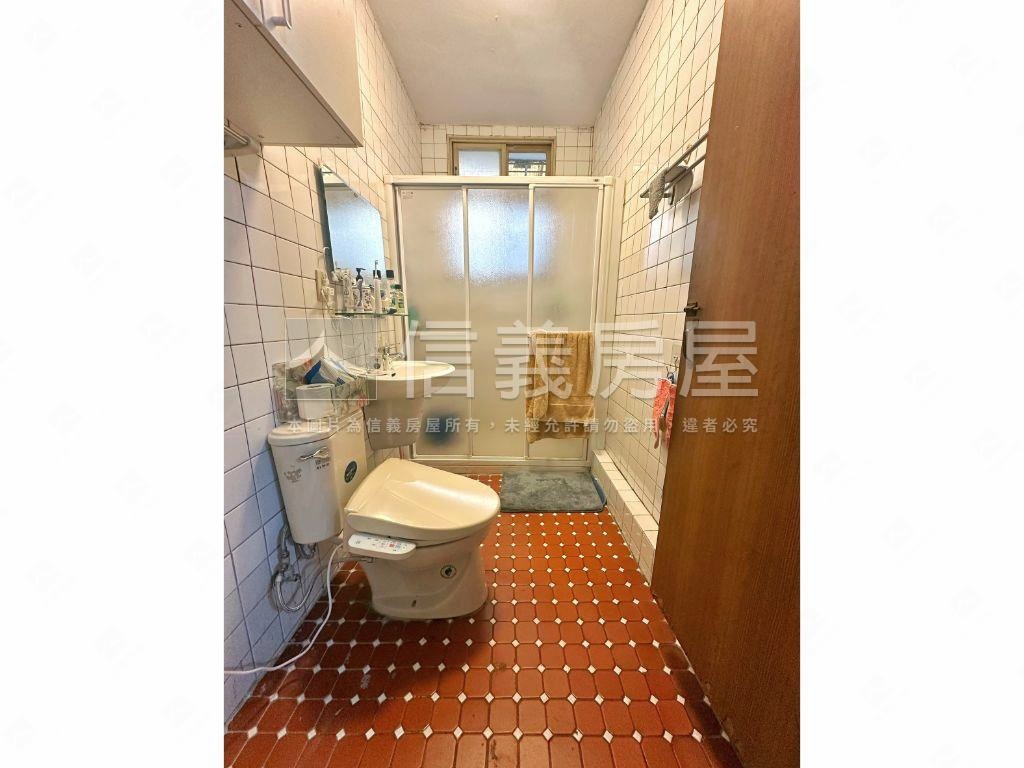 育才國小方正格局三樓房屋室內格局與周邊環境