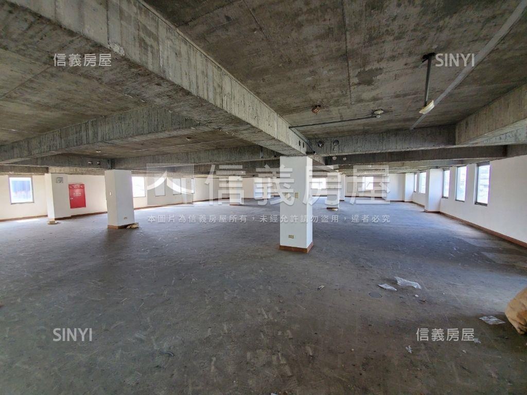 豐原氣派美辦華銀大樓房屋室內格局與周邊環境