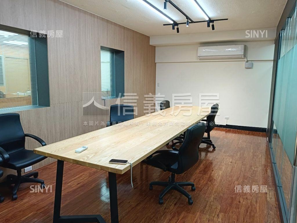 正南京東路第一排辦公房屋室內格局與周邊環境