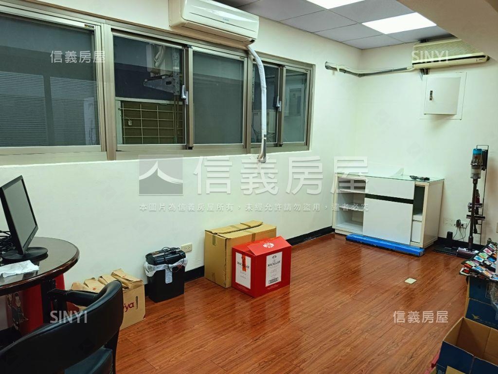 正南京東路第一排辦公房屋室內格局與周邊環境