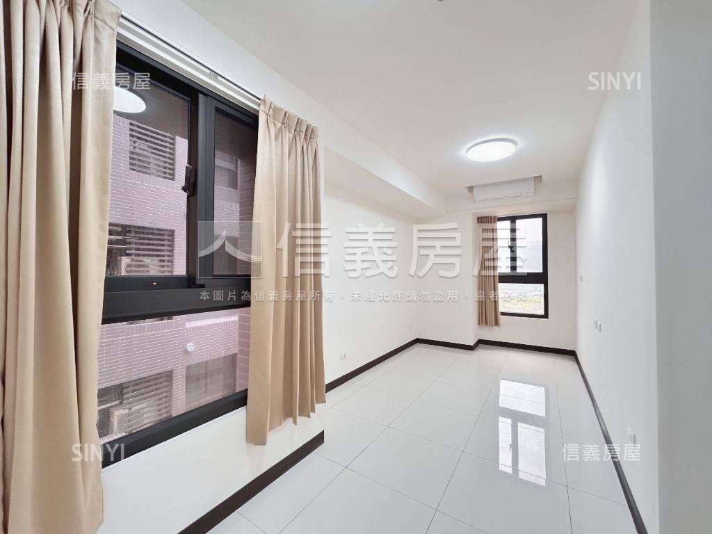 鴻承知青二房車位房屋室內格局與周邊環境