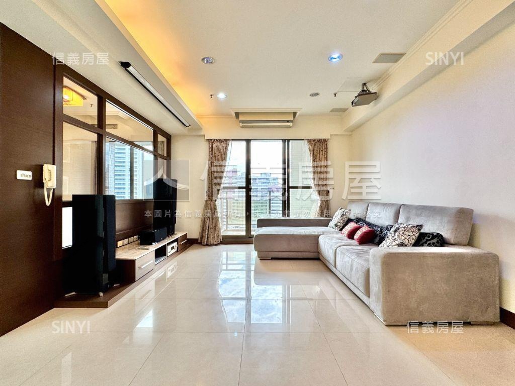 農十六校園首排四房平車房屋室內格局與周邊環境