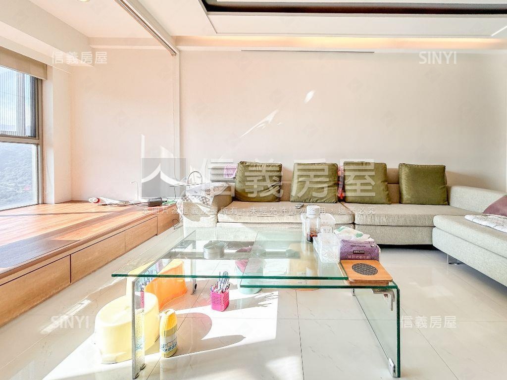 白雲山莊美裝潢三房高樓層房屋室內格局與周邊環境