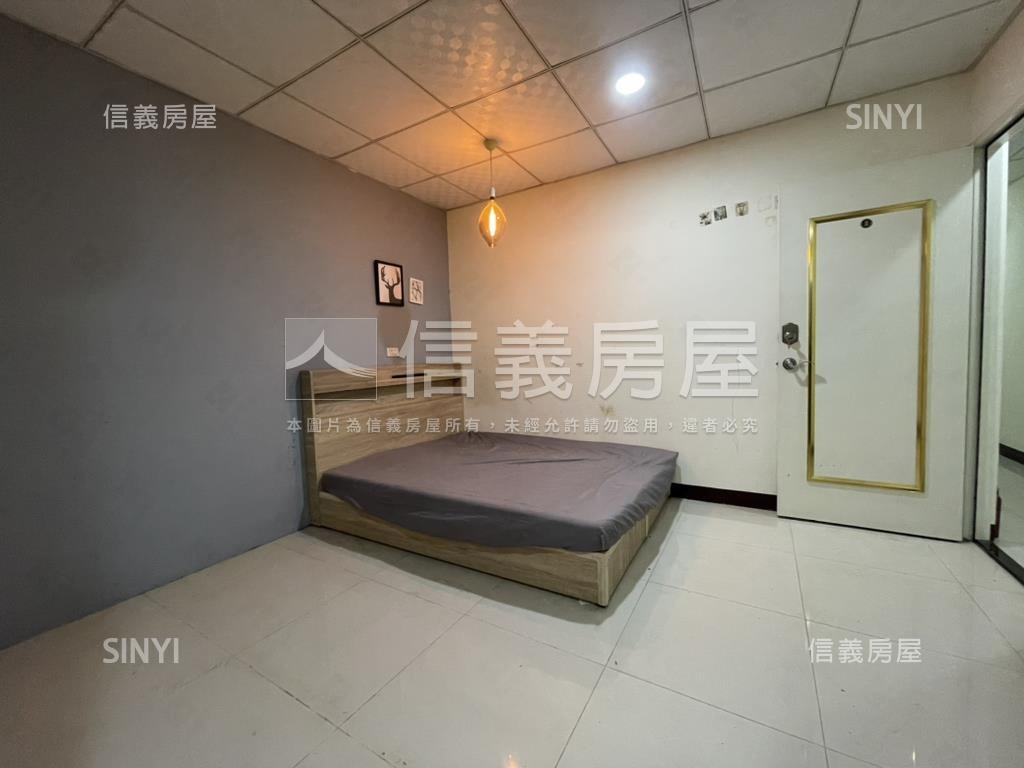 大降價！整棟透套近一中房屋室內格局與周邊環境