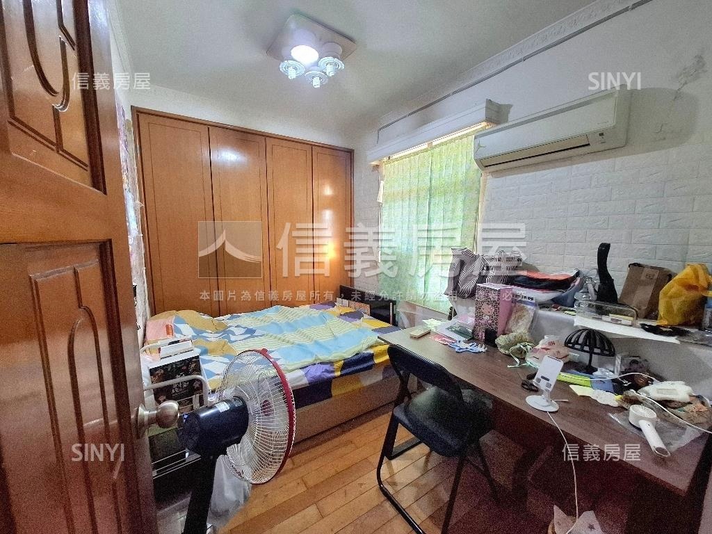 綠園道首排２Ｆ採光大３房房屋室內格局與周邊環境